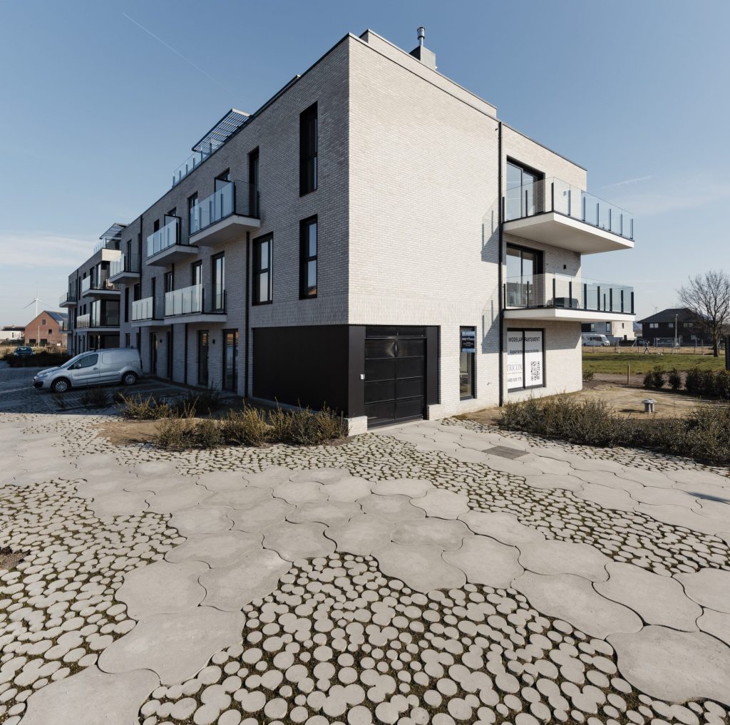 Lily Full Tile Small grey from Deer concete